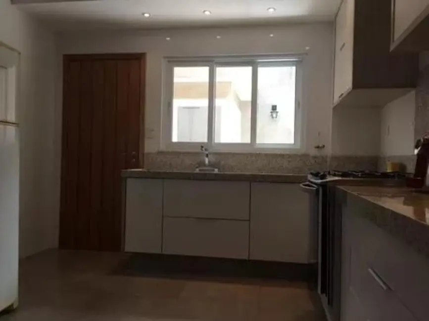 Foto 8 de Sobrado com 3 quartos à venda, 142m2 em Jardim Íris, São Paulo - SP