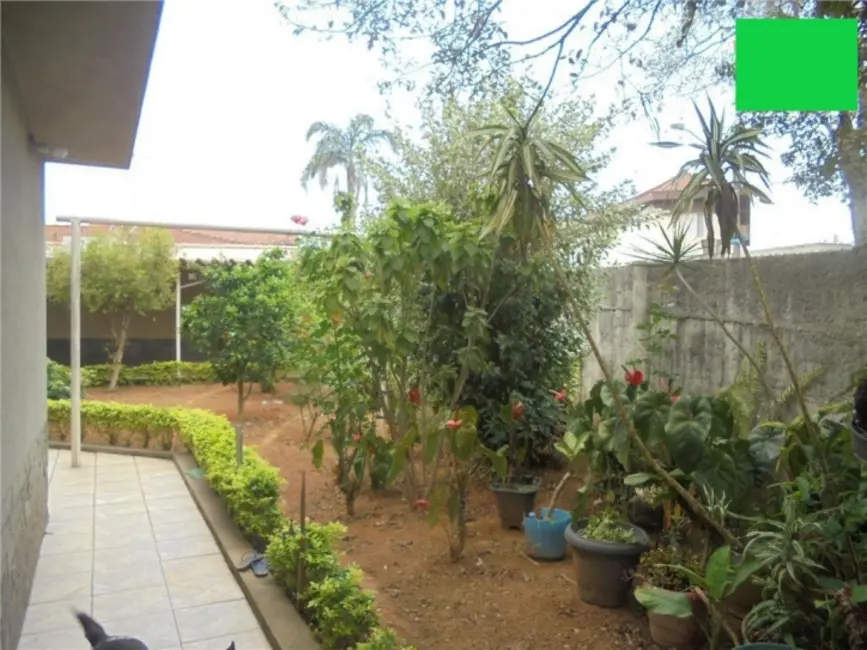 Foto 3 de Sobrado com 2 quartos à venda, 180m2 em Jardim Vivan, São Paulo - SP