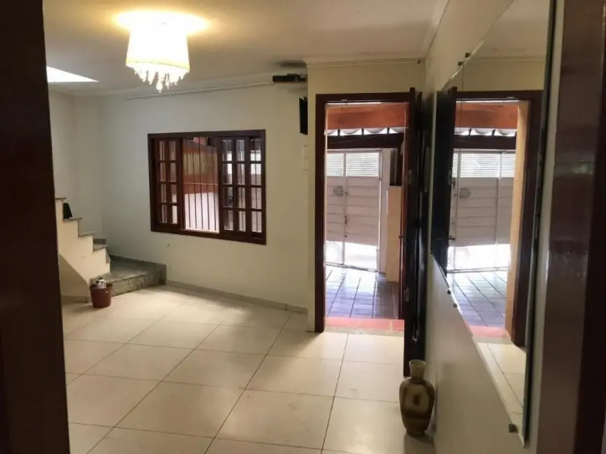 Foto 1 de Casa com 2 quartos à venda, 114m2 em Parque São Domingos, São Paulo - SP