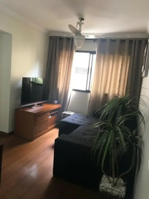 Foto 3 de Apartamento com 2 quartos à venda, 44m2 em Parque São Domingos, São Paulo - SP