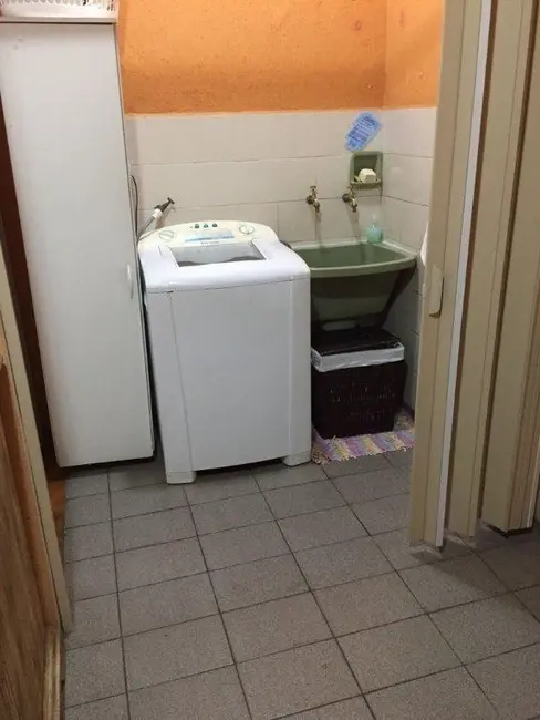 Sobrado com 2 quartos à venda, 120m2 em Vila Pereira Barreto, São Paulo - SP - imagem 9 Foto 9 de Sobrado com 2 quartos à venda, 120m2 em Vila Pereira Barreto, São Paulo - SP