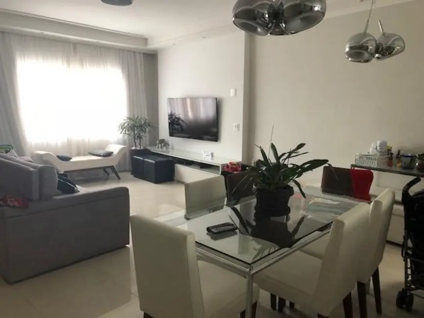 Sobrado com 3 quartos à venda, 207m2 em Parque São Domingos, São Paulo - SP - imagem 8 Foto 8 de Sobrado com 3 quartos à venda, 207m2 em Parque São Domingos, São Paulo - SP