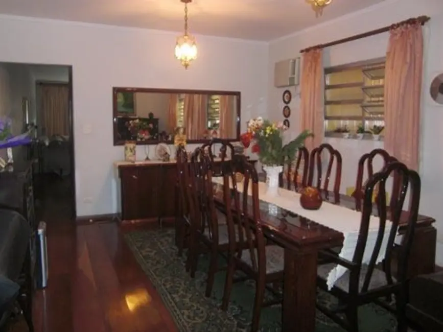 Foto 6 de Sobrado com 3 quartos à venda, 240m2 em Chora Menino, São Paulo - SP