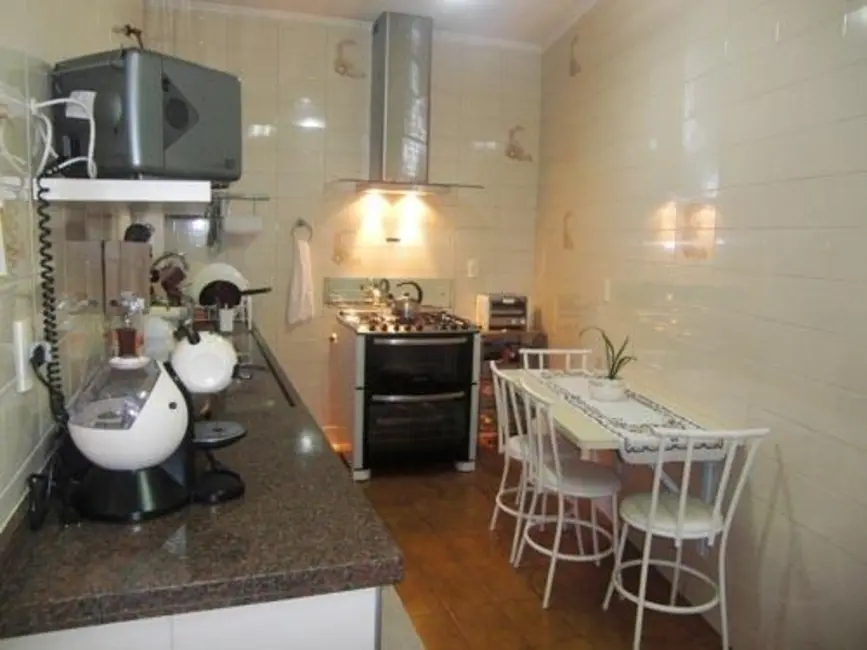 Foto 4 de Sobrado com 3 quartos à venda, 240m2 em Chora Menino, São Paulo - SP