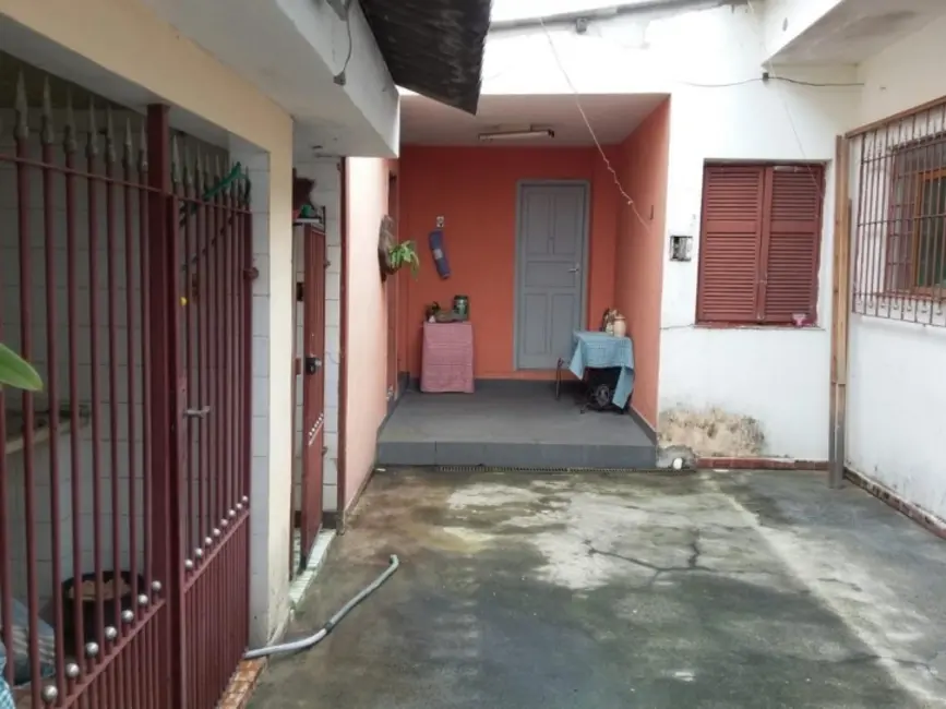 Foto 3 de Casa com 3 quartos à venda, 180m2 em Vila Iório, São Paulo - SP