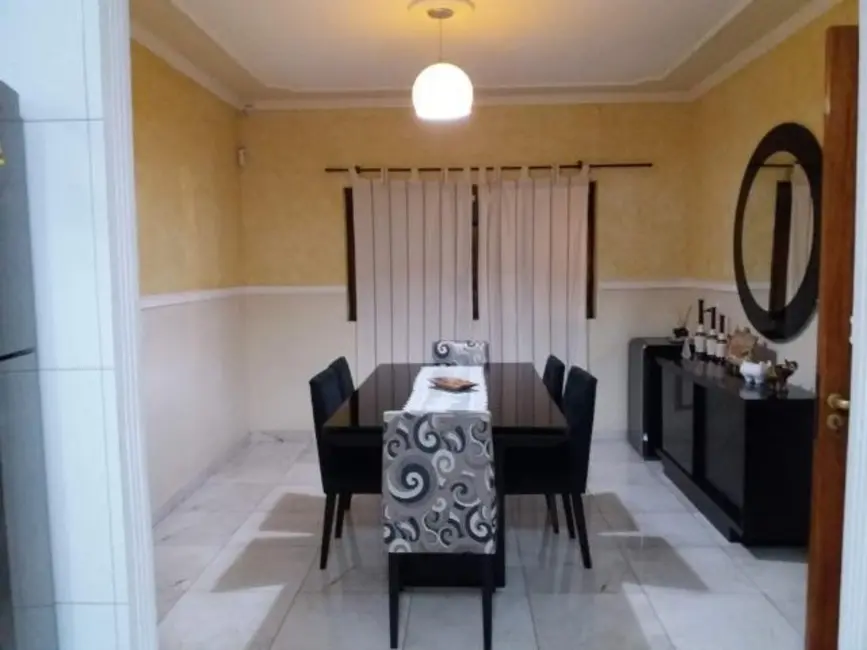 Sobrado com 3 quartos à venda, 250m2 em Jardim Santo Elias, São Paulo - SP - imagem 5 Foto 5 de Sobrado com 3 quartos à venda, 250m2 em Jardim Santo Elias, São Paulo - SP