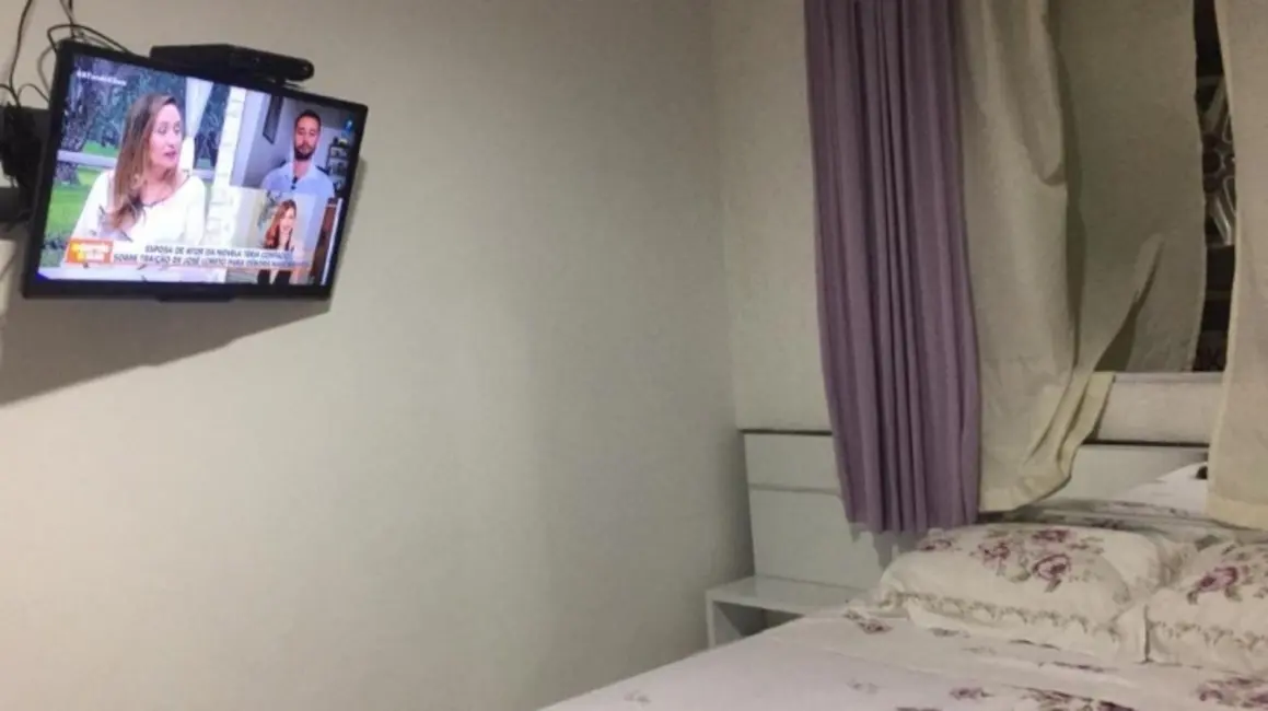 Foto 3 de Casa com 2 quartos à venda, 200m2 em Vila Pereira Cerca, São Paulo - SP