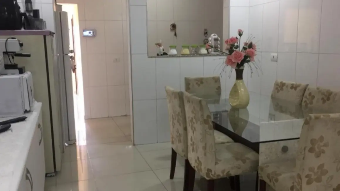 Foto 9 de Casa com 2 quartos à venda, 200m2 em Vila Pereira Cerca, São Paulo - SP