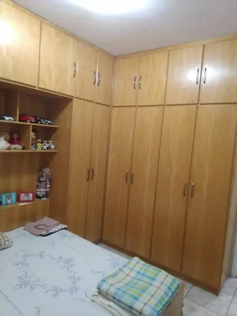 Foto 6 de Casa com 2 quartos à venda, 68m2 em Vila Yara, São Paulo - SP