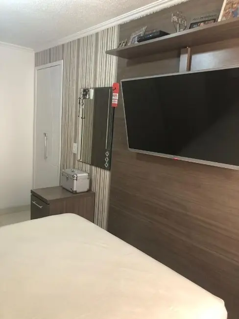 Foto 2 de Apartamento com 3 quartos à venda, 55m2 em Vila Guedes, São Paulo - SP