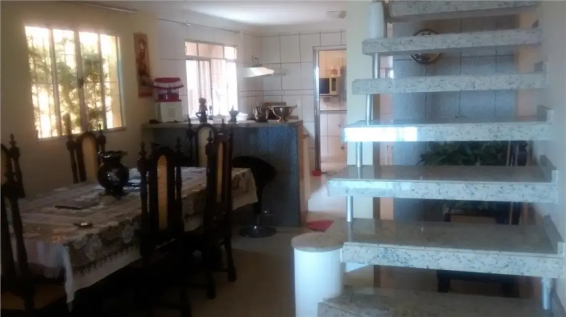 Foto 6 de Sobrado com 4 quartos à venda, 200m2 em Laranjeiras, Caieiras - SP