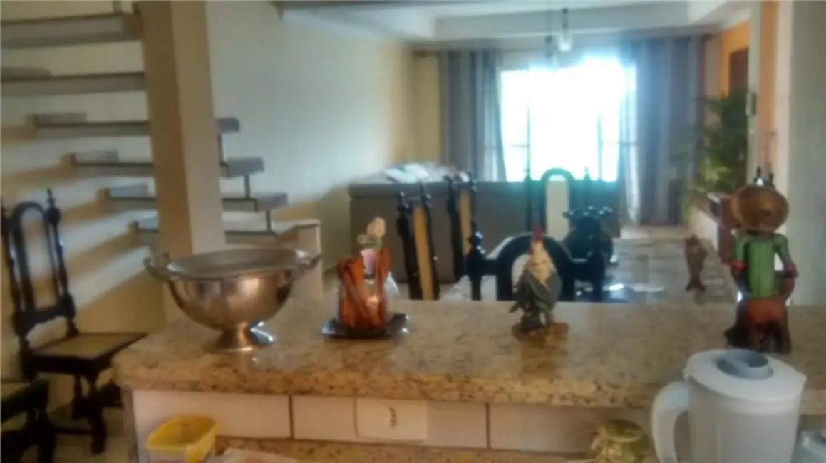 Foto 8 de Sobrado com 4 quartos à venda, 200m2 em Laranjeiras, Caieiras - SP