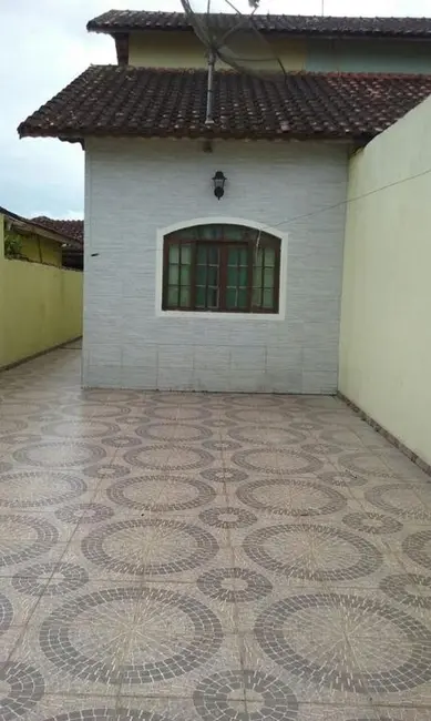 Foto 1 de Sobrado com 2 quartos à venda, 150m2 em Mongagua - SP
