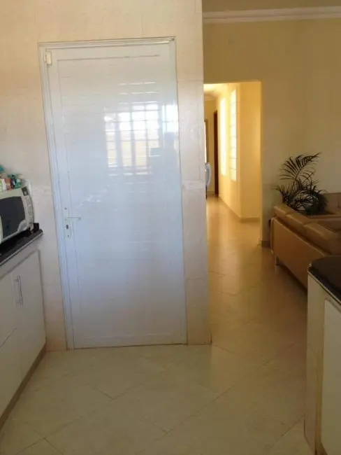 Foto 8 de Casa com 3 quartos à venda, 179m2 em Parque São Luiz, Jundiai - SP