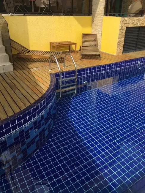 Foto 8 de Casa com 2 quartos à venda, 450m2 em Embu Das Artes - SP