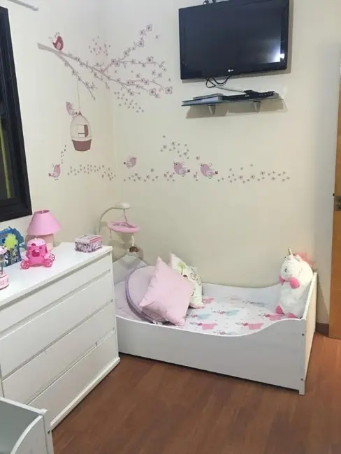 Foto 5 de Casa com 2 quartos à venda, 450m2 em Embu Das Artes - SP