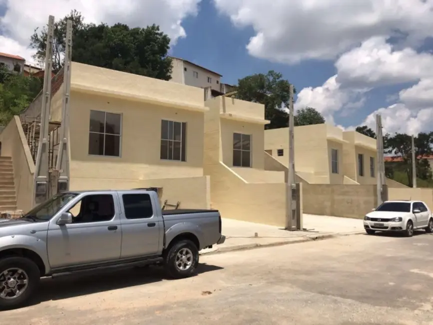 Casa com 2 quartos à venda, 60m2 em Mairinque - SP - imagem 4 Foto 4 de Casa com 2 quartos à venda, 60m2 em Mairinque - SP