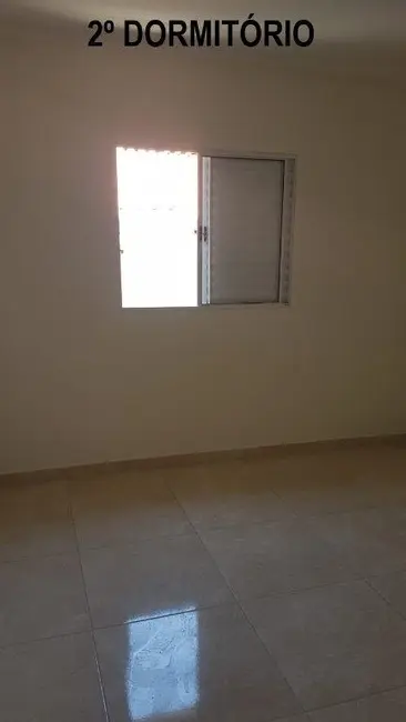 Sobrado com 2 quartos à venda, 70m2 em Franco Da Rocha - SP - imagem 8 Foto 8 de Sobrado com 2 quartos à venda, 70m2 em Franco Da Rocha - SP