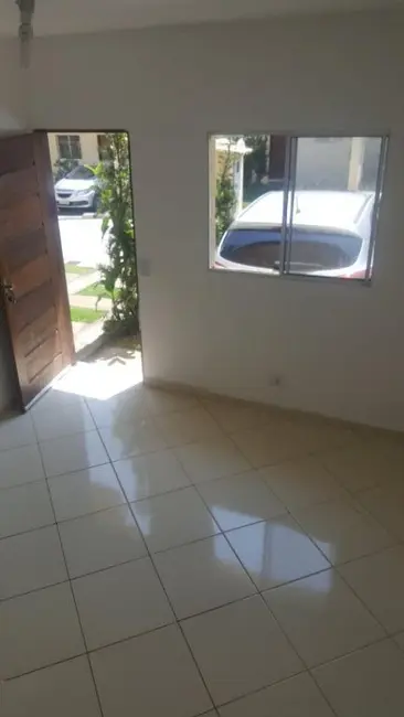 Foto 2 de Sobrado com 2 quartos à venda, 90m2 em Mairinque - SP