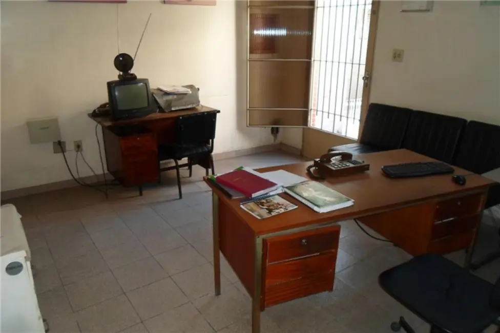 Foto 3 de Armazém / Galpão para alugar, 180m2 em Piqueri, São Paulo - SP