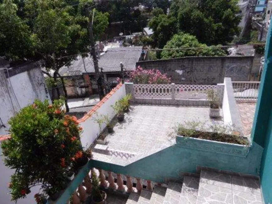 Sobrado com 3 quartos à venda, 213m2 em Vila Nossa Senhora do Retiro, São Paulo - SP - imagem 5 Foto 5 de Sobrado com 3 quartos à venda, 213m2 em Vila Nossa Senhora do Retiro, São Paulo - SP