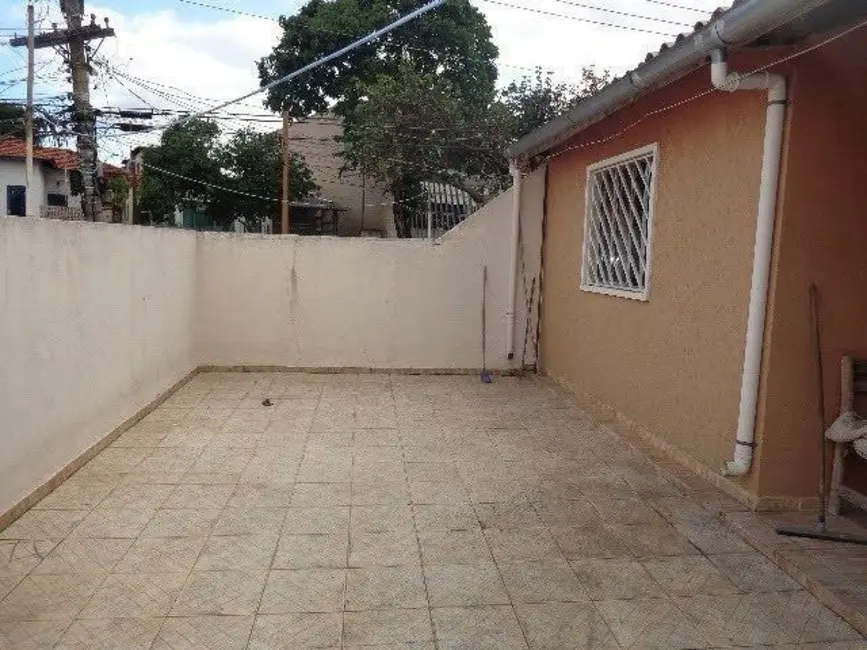 Foto 8 de Casa com 2 quartos à venda, 174m2 em Vila Zat, São Paulo - SP