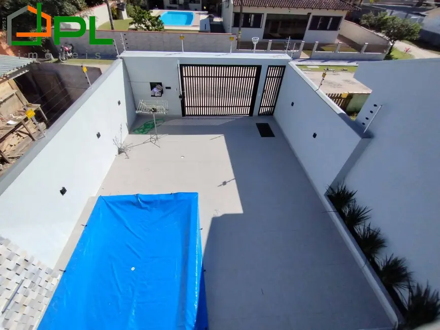 Foto 5 de Sobrado com 4 quartos à venda, 210m2 em Itapoa - SC