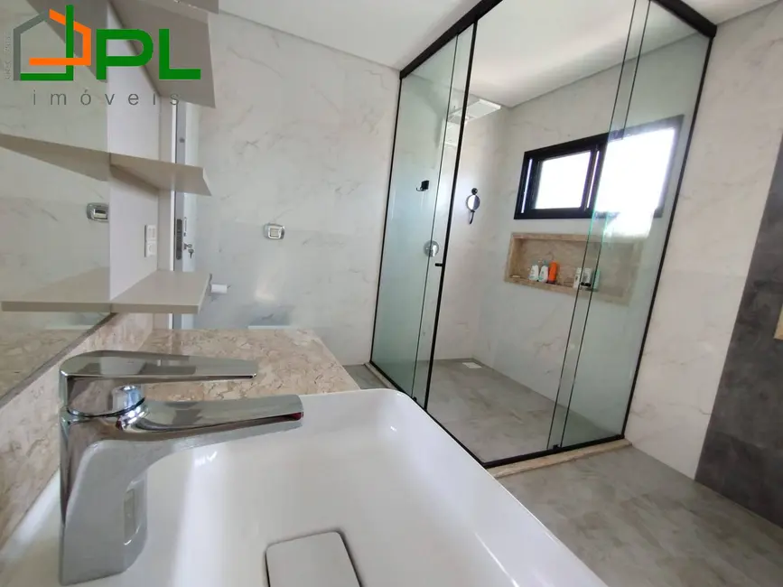 Foto 8 de Sobrado com 4 quartos à venda, 210m2 em Itapoa - SC