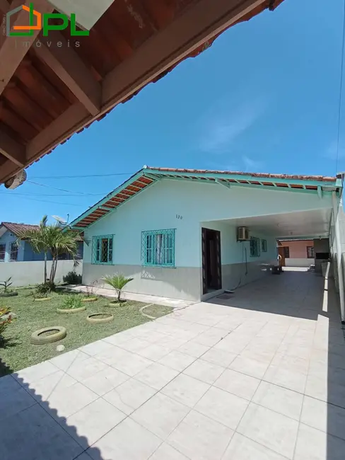 Foto 6 de Casa com 3 quartos à venda, 360m2 em Itapoa - SC