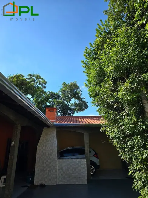 Casa com 2 quartos à venda, 100m2 em Itapoa - SC - imagem 3 Foto 3 de Casa com 2 quartos à venda, 100m2 em Itapoa - SC