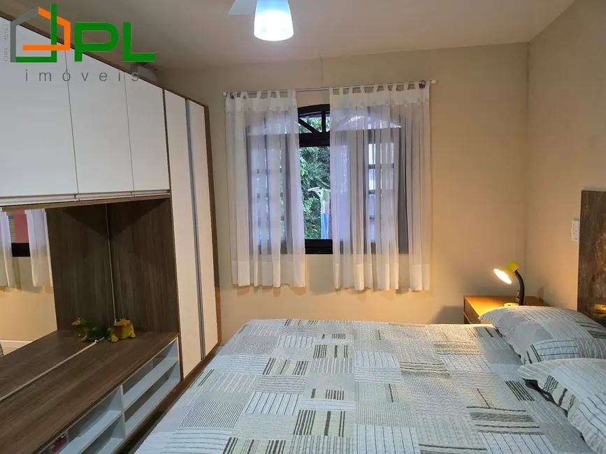 Casa com 2 quartos à venda, 100m2 em Itapoa - SC - imagem 5 Foto 5 de Casa com 2 quartos à venda, 100m2 em Itapoa - SC