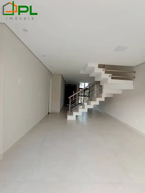 Foto 3 de Sobrado com 4 quartos à venda, 106m2 em Itapoa - SC