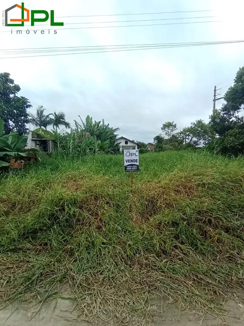 Foto 1 de Terreno / Lote à venda, 313m2 em Itapoa - SC