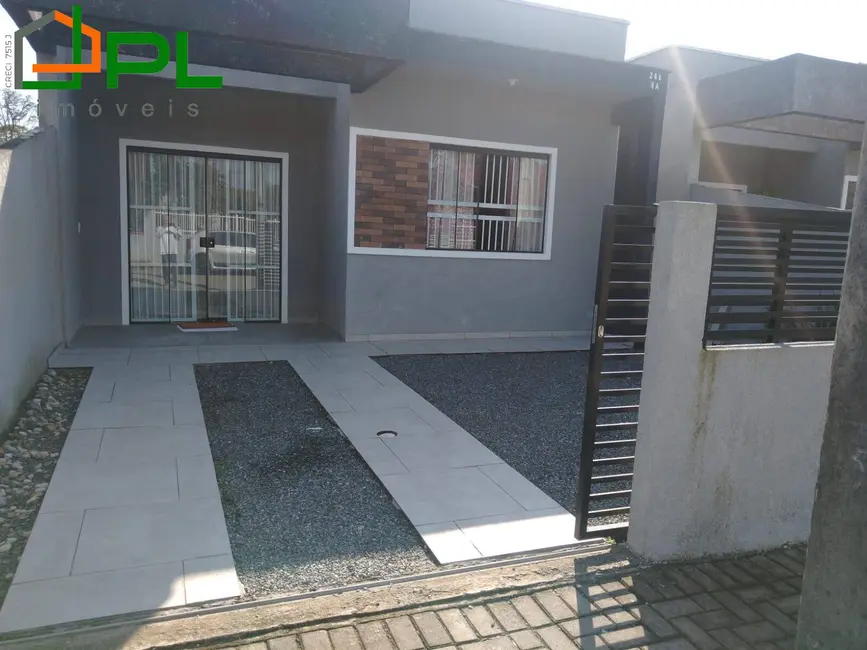 Foto 1 de Casa com 3 quartos à venda, 72m2 em Itapoa - SC