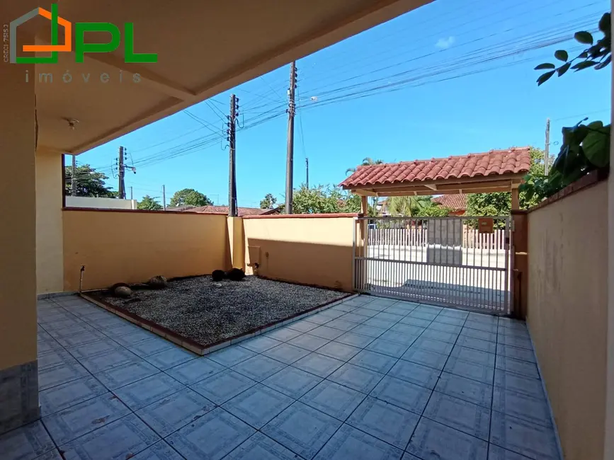 Foto 3 de Sobrado com 4 quartos à venda em Itapema do Norte, Itapoa - SC