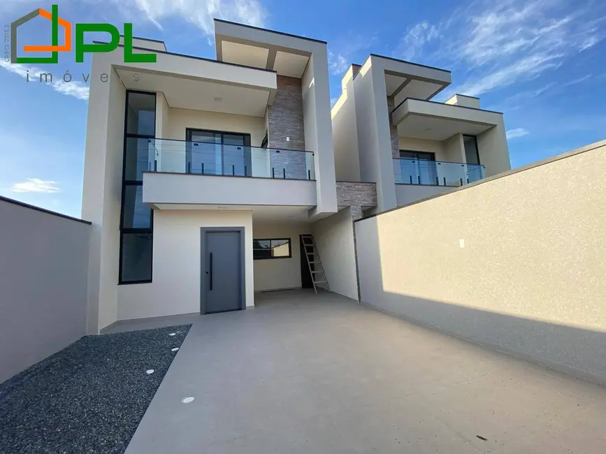 Foto 8 de Sobrado com 3 quartos à venda, 195m2 em Itapoa - SC