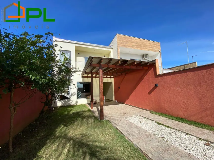 Foto 2 de Casa com 5 quartos à venda em Itapema do Norte, Itapoa - SC