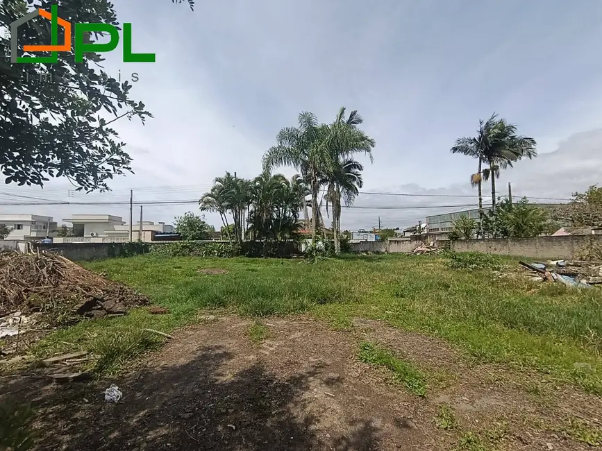Foto 1 de Terreno / Lote à venda, 886m2 em Itapoa - SC