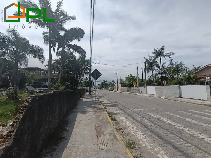 Foto 4 de Terreno / Lote à venda, 886m2 em Itapoa - SC