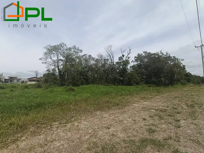 Foto 2 de Terreno / Lote à venda, 390m2 em Itapoa - SC