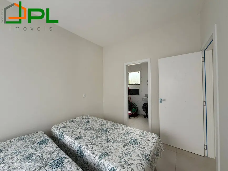 Foto 9 de Casa com 2 quartos à venda em Itapoa - SC