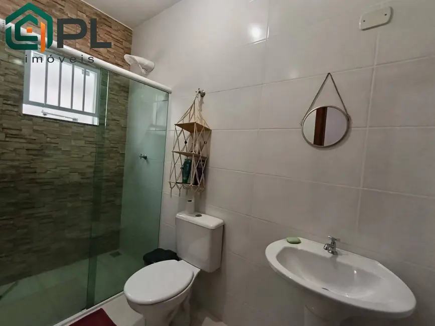 Foto 8 de Casa com 2 quartos à venda, 98m2 em Itapoa - SC