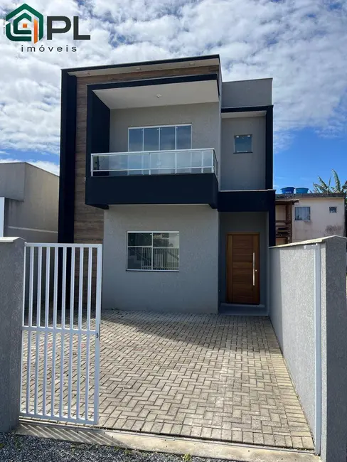 Foto 1 de Sobrado com 2 quartos à venda, 126m2 em Itapoa - SC