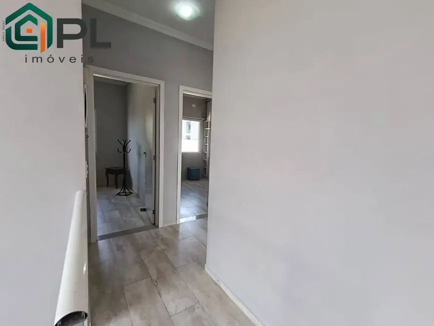 Sobrado com 3 quartos à venda, 360m2 em Itapoa - SC - imagem 9 Foto 9 de Sobrado com 3 quartos à venda, 360m2 em Itapoa - SC