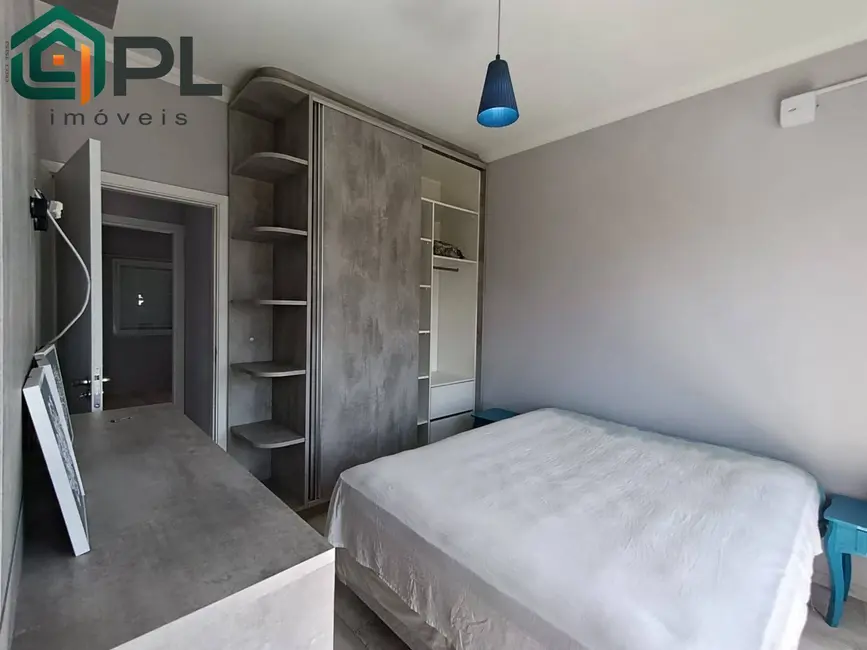 Sobrado com 3 quartos à venda, 360m2 em Itapoa - SC - imagem 6 Foto 6 de Sobrado com 3 quartos à venda, 360m2 em Itapoa - SC