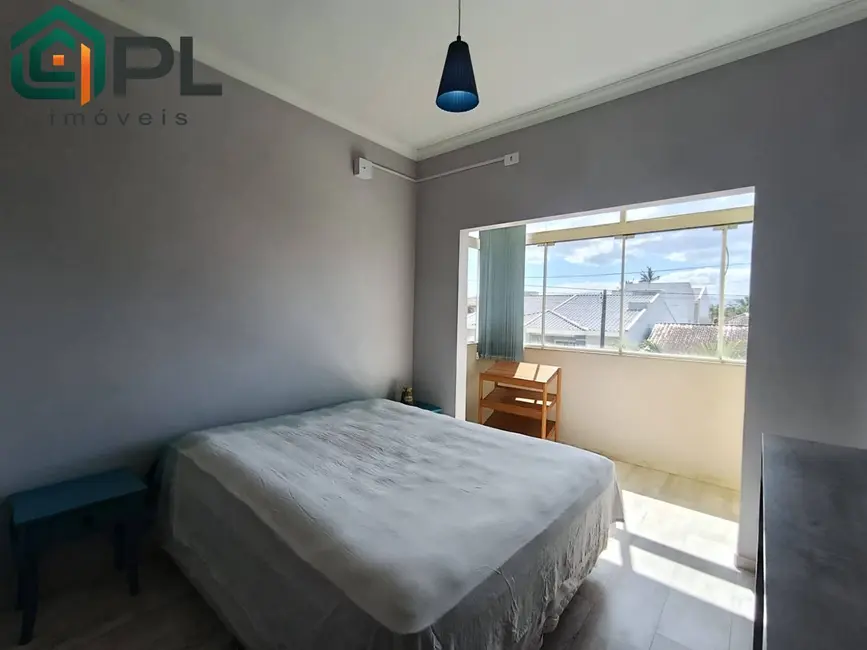 Sobrado com 3 quartos à venda, 360m2 em Itapoa - SC - imagem 5 Foto 5 de Sobrado com 3 quartos à venda, 360m2 em Itapoa - SC