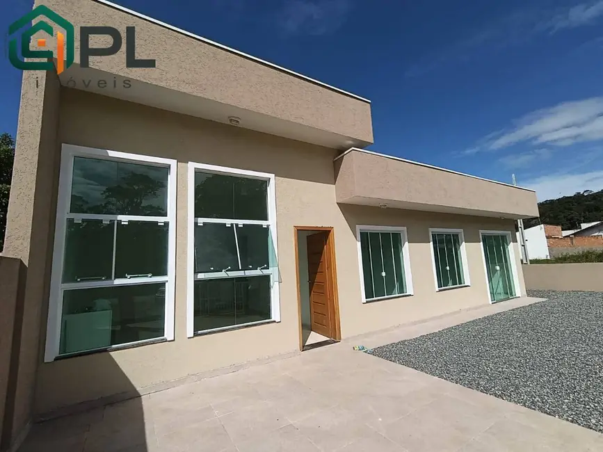 Foto 1 de Casa com 3 quartos à venda, 178m2 em Itapoa - SC