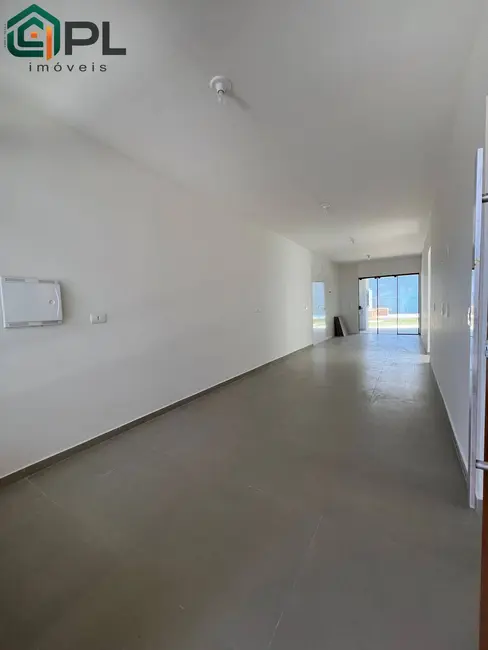 Foto 2 de Casa com 3 quartos à venda, 180m2 em Itapoa - SC