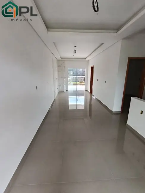 Foto 2 de Casa com 3 quartos à venda, 180m2 em Itapoa - SC