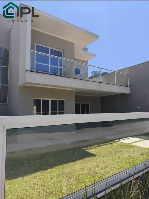 Sobrado com 5 quartos à venda, 185m2 em Itapoa - SC - imagem 1 Foto 1 de Sobrado com 5 quartos à venda, 185m2 em Itapoa - SC